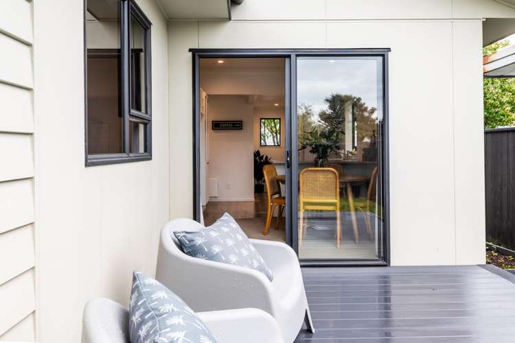 1 Birdwood Street Taradale_14