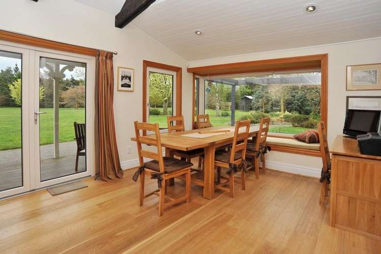 454 Johns Road Fernside_9