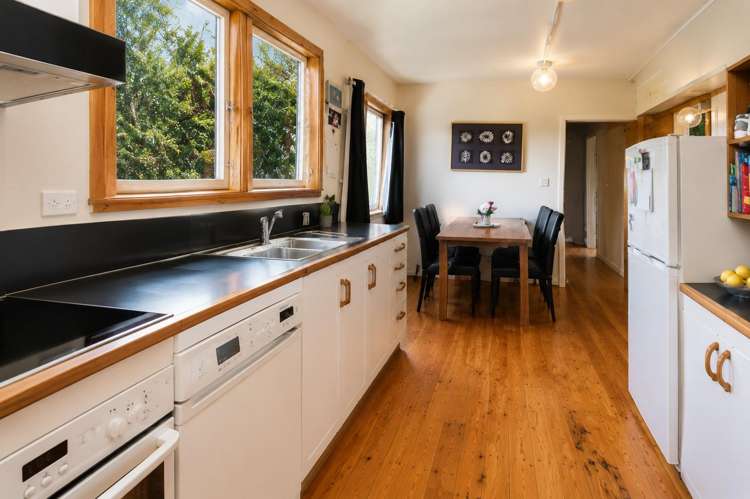26a Hunt Crescent 11068_1