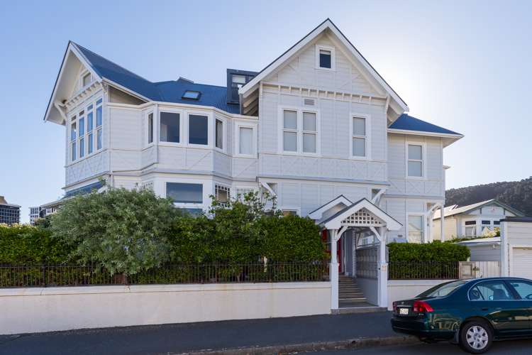 3/33 Hobson Street Thorndon_16