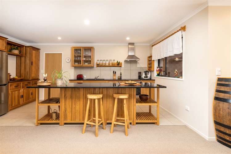 7 Dakota Place Burleigh_9