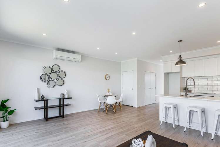 26 Ian Morrison Road Hobsonville_5