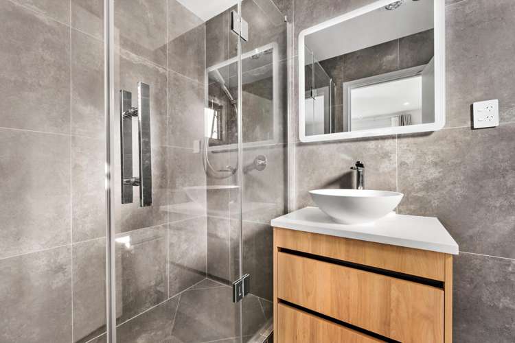 9 Whiteywood Street Westgate_12
