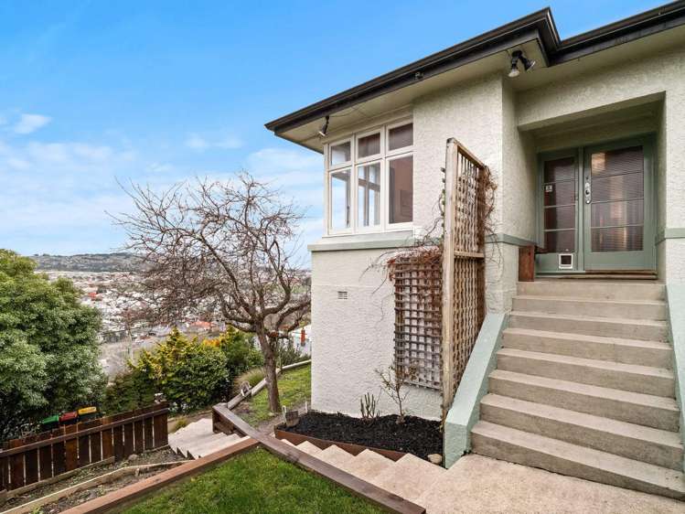 36 Easther Crescent Kew_16