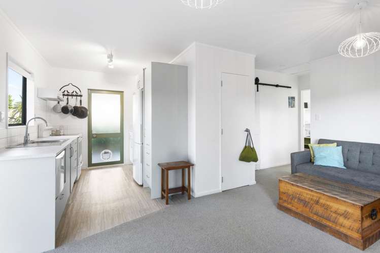 29B Henderson Crescent_4