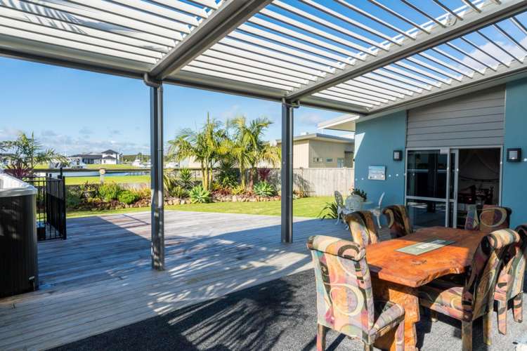 5 Martingale Lane One Tree Point_14