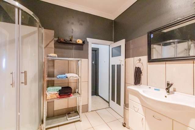 1/201 Kennedy Road Marewa_2