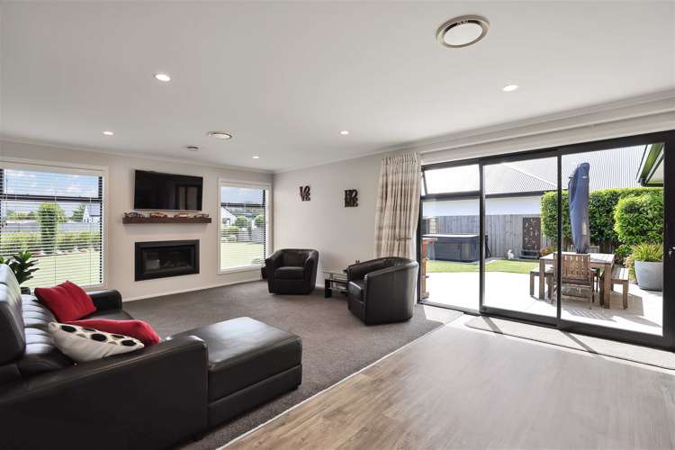 2 Douglas Drive Allenton_5