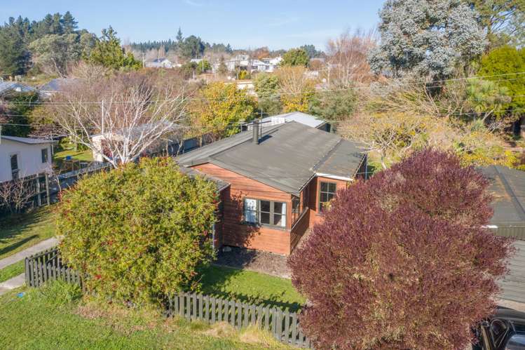 8 Kain Street The Pines Beach_23