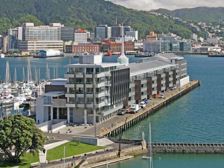 2c/3 Clyde Quay Wharf Te Aro_1