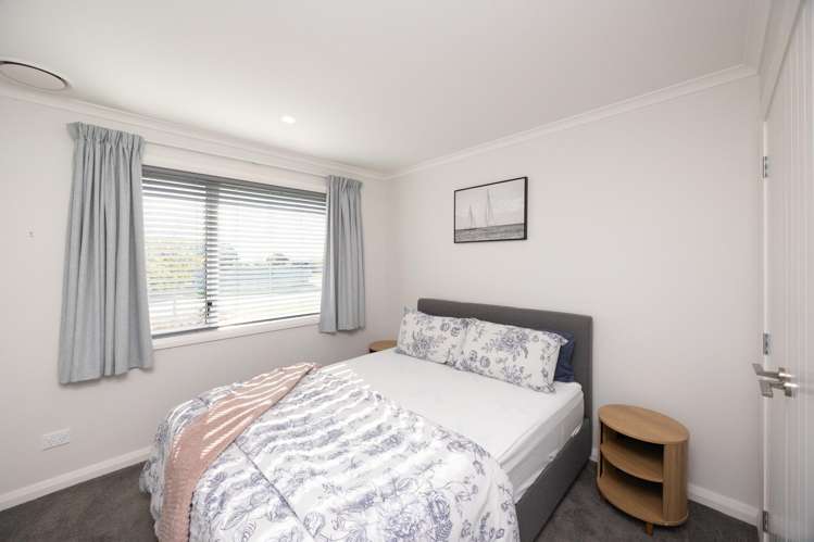 6 Atlantic Drive Fitzherbert_25