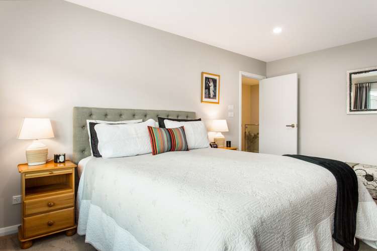 57 Admirals Court Drive Greenhithe_12