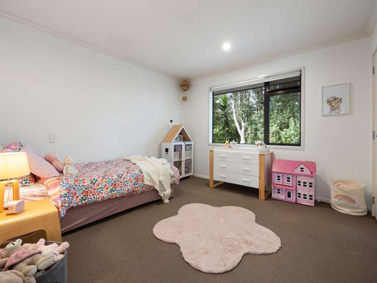 28 Somerton Drive Huntington_18