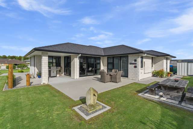 8 Barron Way Ohauiti_1