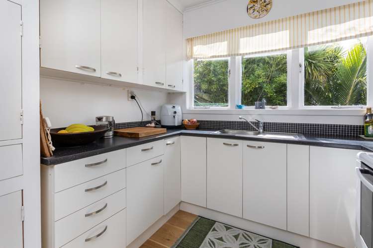 3/5 Larchwood Avenue Westmere_10