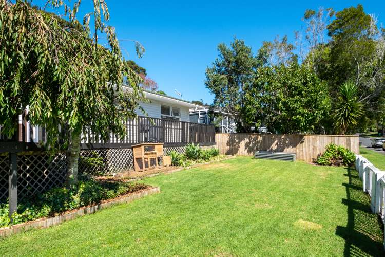 6 Staincross Street Green Bay_1