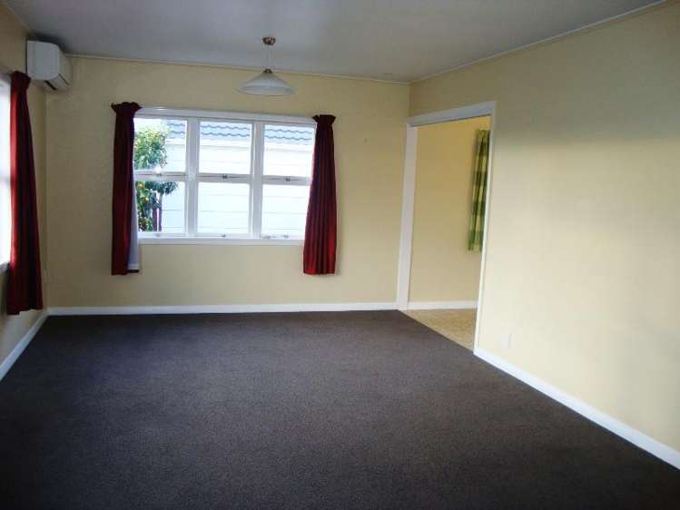 1/27 Manson Avenue Stoke_9