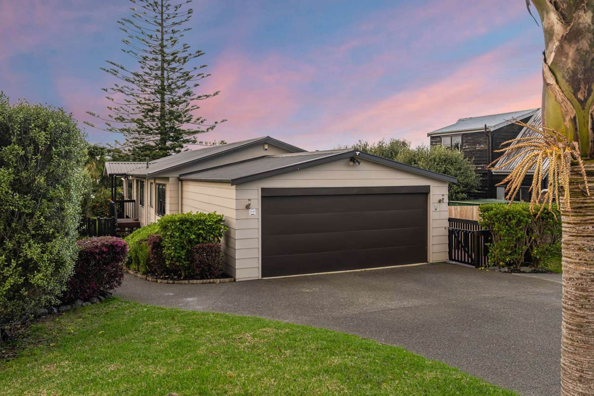 32 Holiday Road Stanmore Bay_0