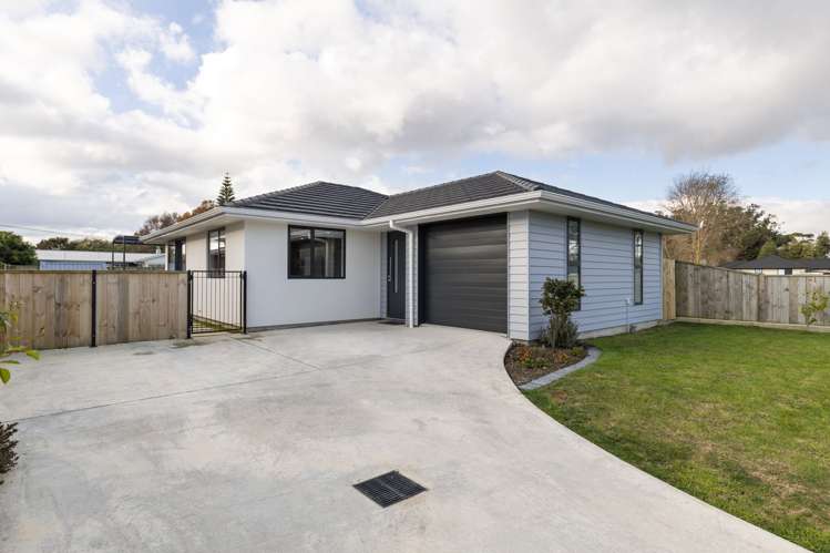 11 Rayner Lane Marton_9