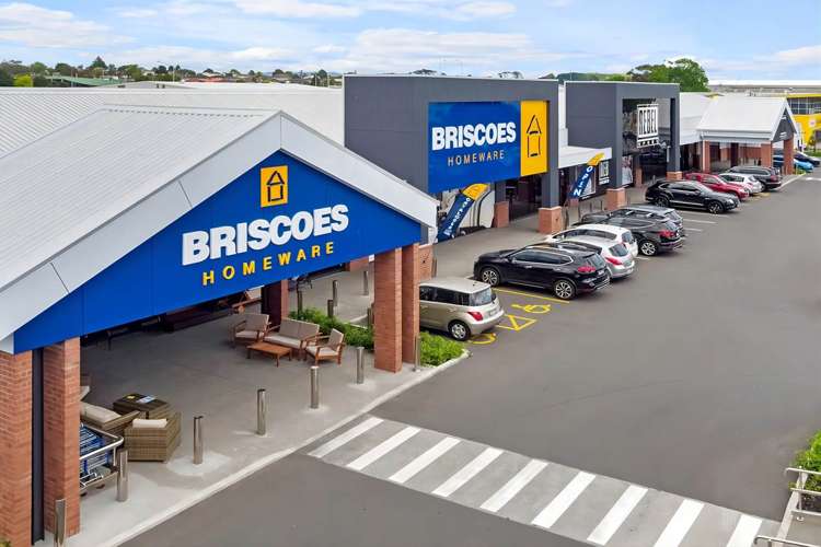 31 Haughey Avenue Three Kings_22