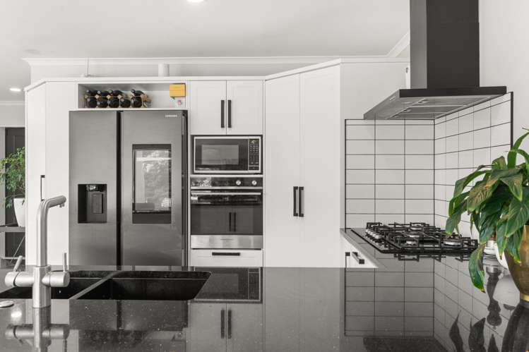 34 William Donald Drive_5