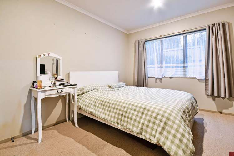 62 Gracechurch Drive Flat Bush_13