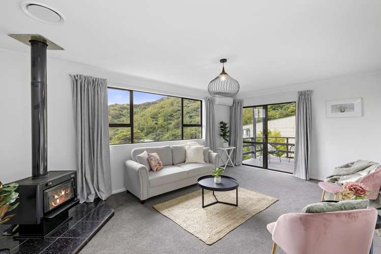 66 Castlerea Street Wainuiomata_15