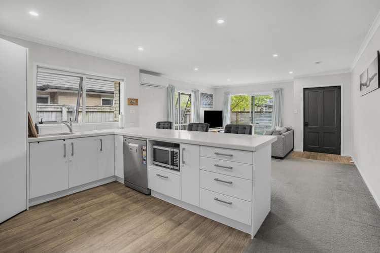 6 St Michaels Lane Taita_12
