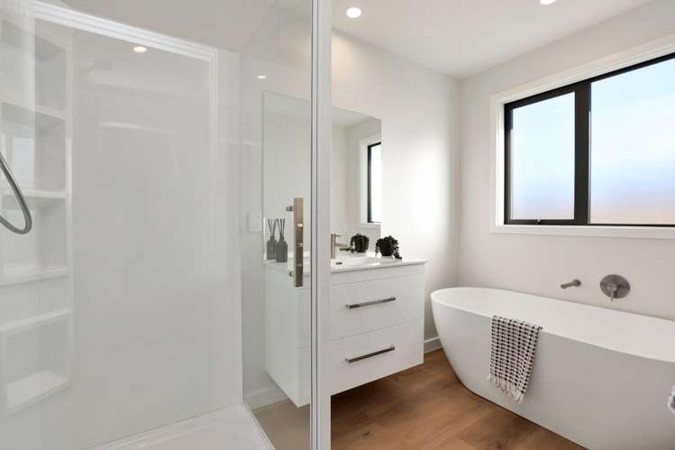 136B Farm Road Allenton_25