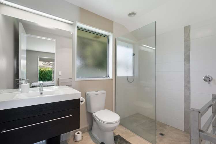 8 Wakatere Place Thames_17