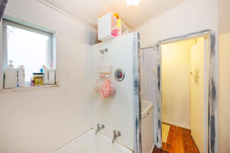 23 Marine Parade South Foxton Beach_10