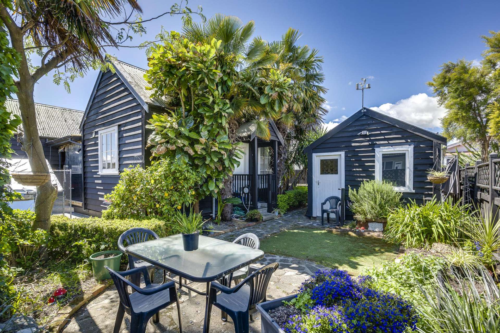 707a Queen Street East Parkvale_0