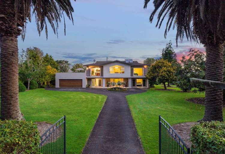 873 Waitakere Road_0