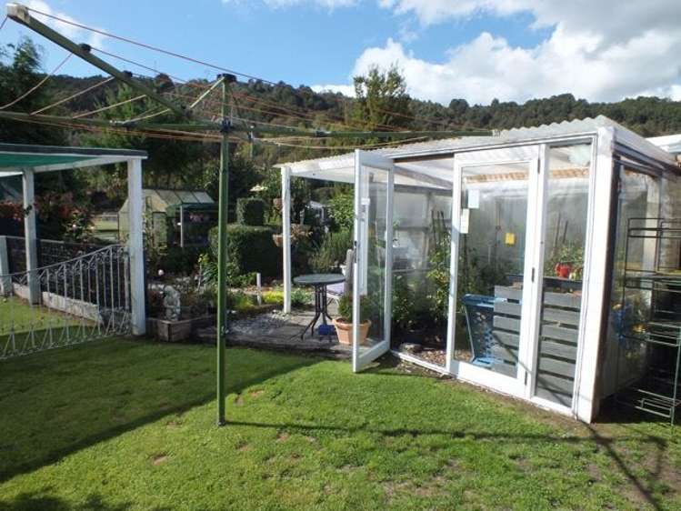 12 Herald Street Reefton_16