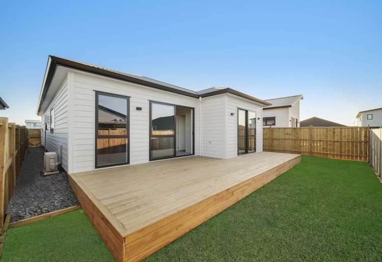 19 Cronshaw Road Karaka_13