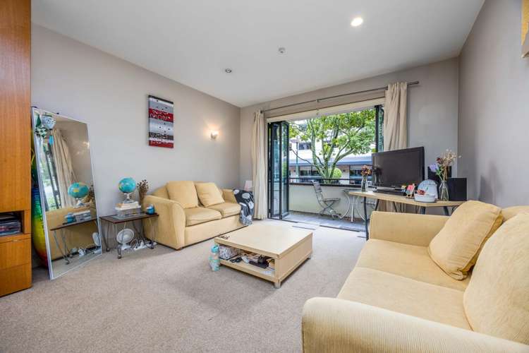 GJ/20 Pakenham Street East Auckland Central_9