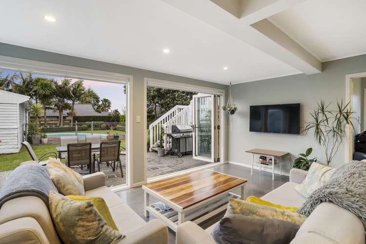 22 Enderby Drive Te Atatu Peninsula_6