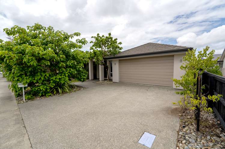 49 Champion Road Richmond_13