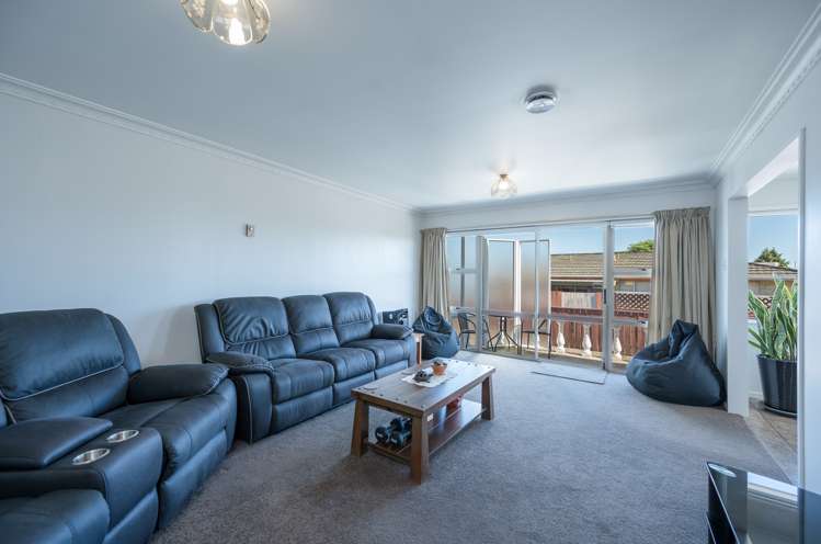 2/26 Exeter Street Stoke_5