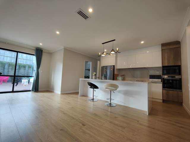 12 Ngaki Street Flat Bush_2