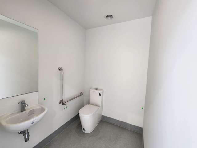 Unit 4, 17 Hands Road Middleton_4