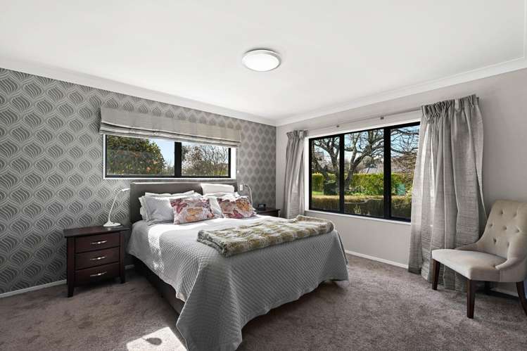 253 The Oaks Drive Cambridge_12