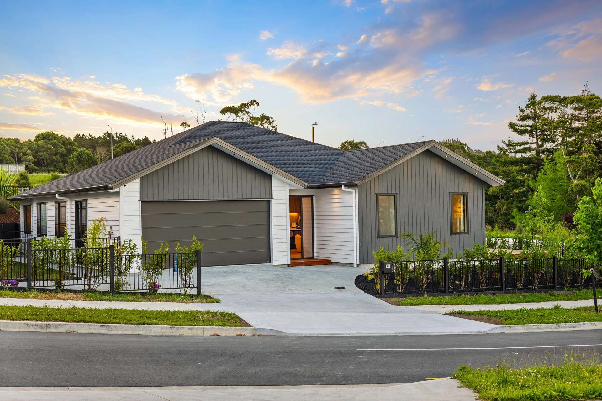 77 Skulander Crescent Millwater_0