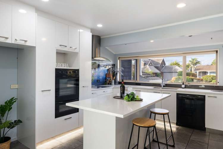 8 Crowden Place Harrowfield_5