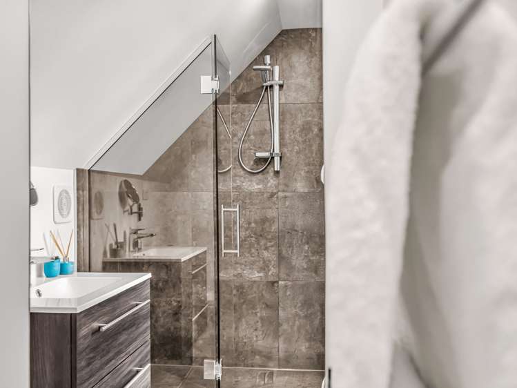 151 Rocking Horse Road Southshore_25