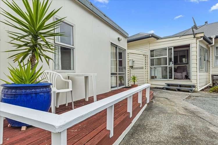 43 North Street Mokau_15