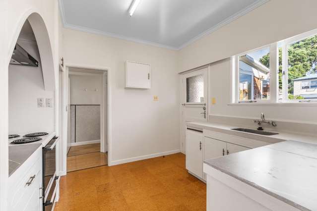 261 Main Highway 1660_4