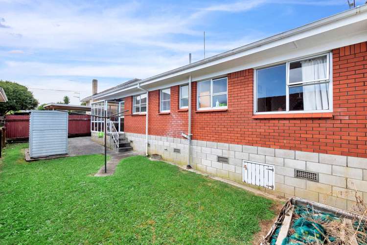 2/18 Prictor Street Papakura_14