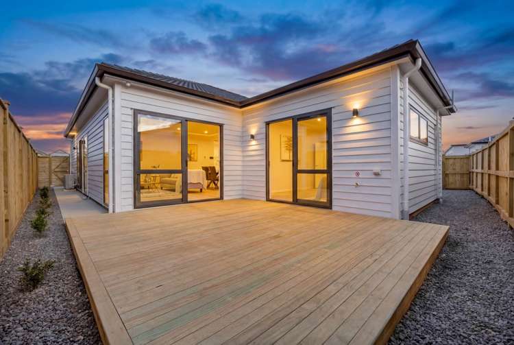 9 Tuwai Crescent Opaheke_24