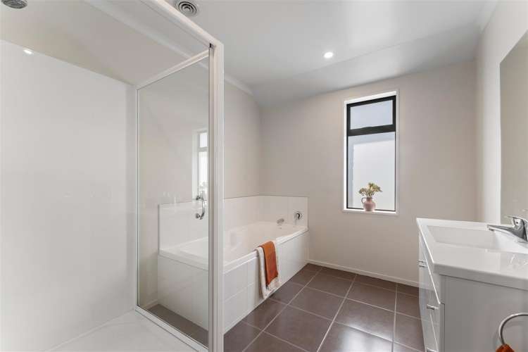 8 Cambelldon Crescent Stoke_22